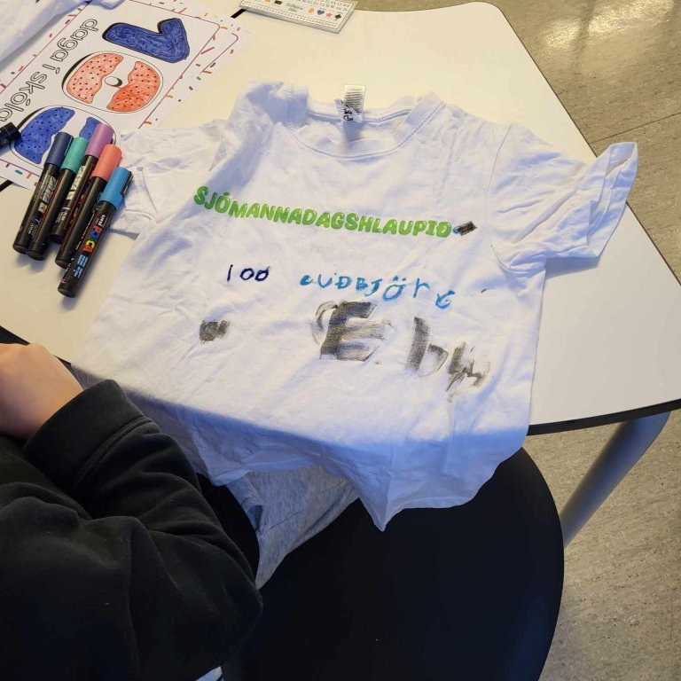 b34b1026-c719-4aef-923e-3107eb46c273