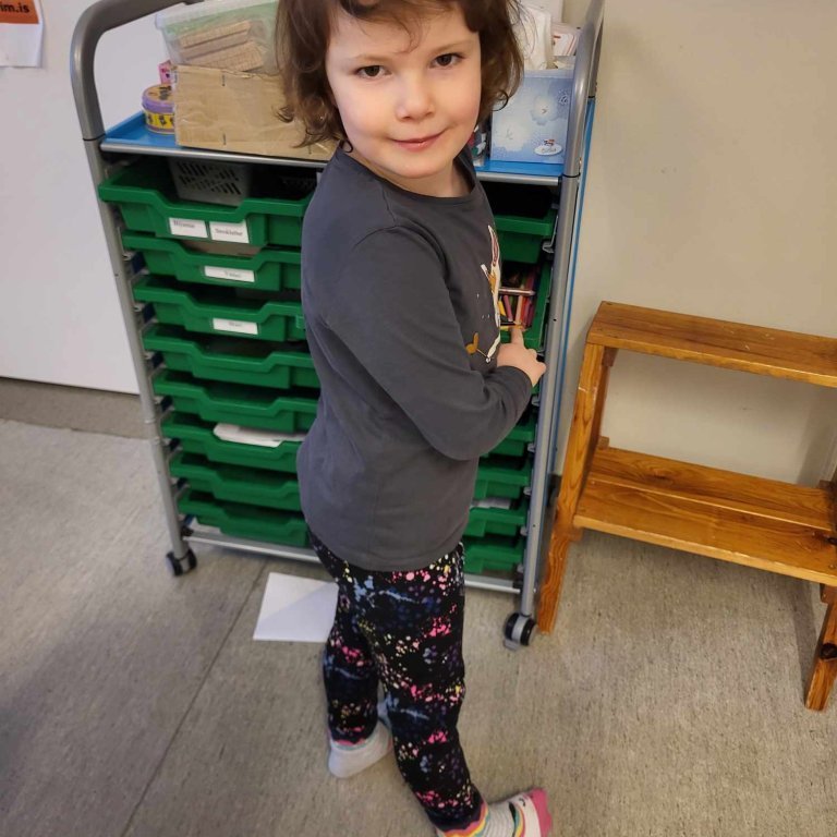 bb17e709-b272-417d-9fd1-6d1372b1cd60