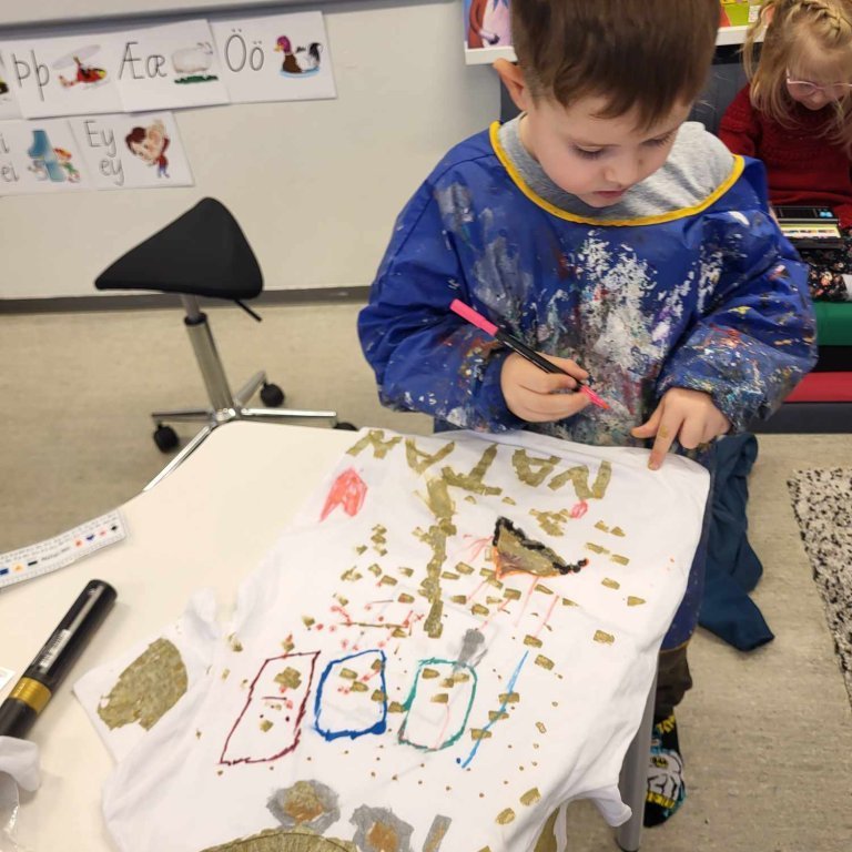 f67a5f3b-643d-44de-b79f-7e603a5a9d15