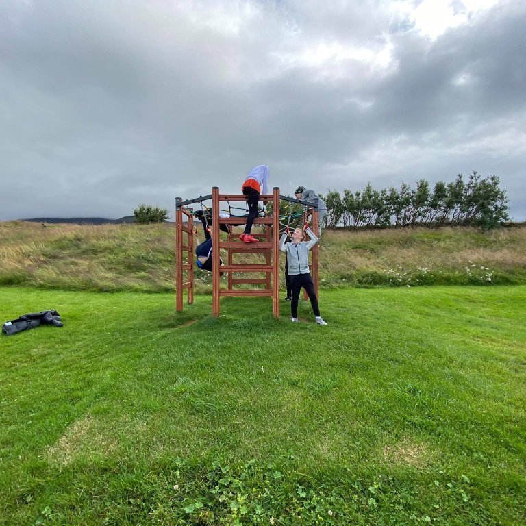 240869434_376939760479454_3955017552896181047_n