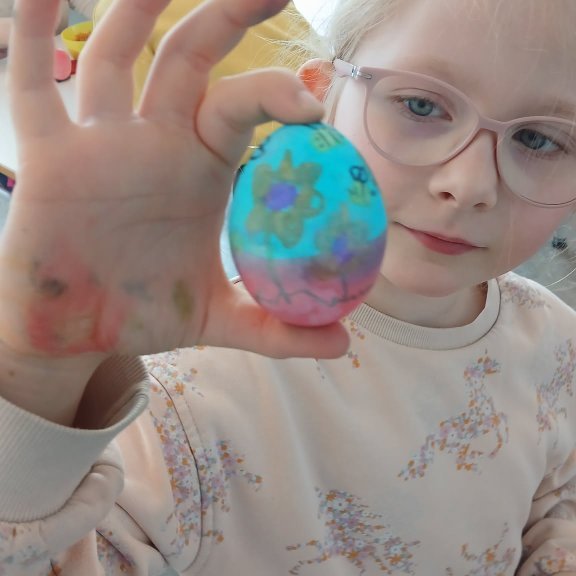 f06eb449-9810-49f1-81df-ecd1efc838ec