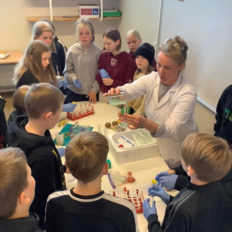 283367052_334791985447217_7588857261139474559_n