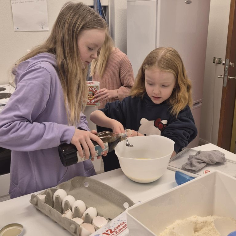 d77fe486-3e61-4f9f-8fc3-5c8e028a88a7