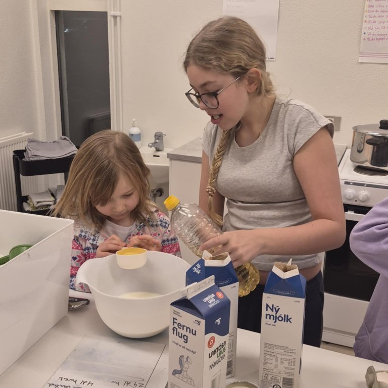 f1533203-503d-41bf-bc1c-d478a5c8a076