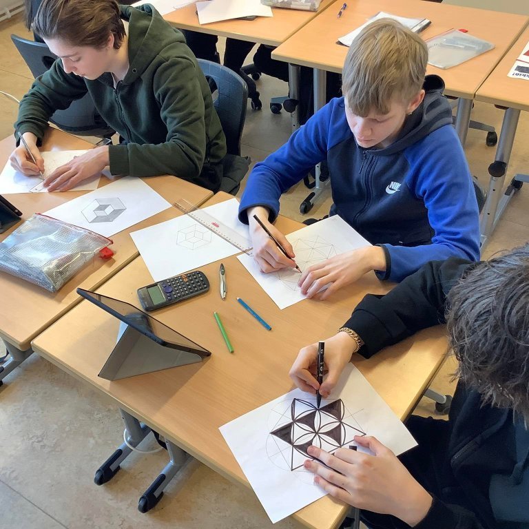 336664036_950165289317978_3709885597897009952_n