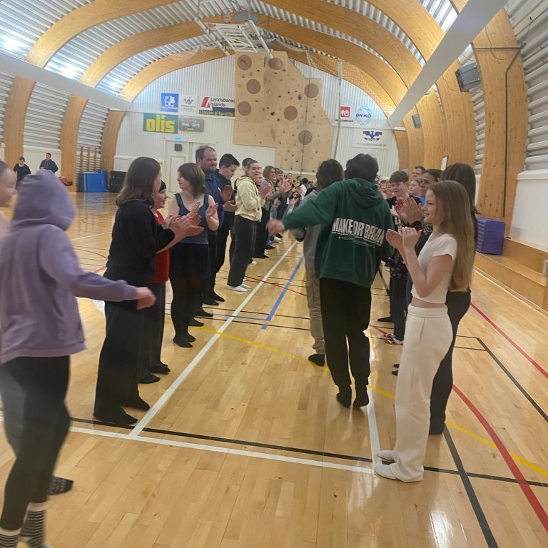 att2ahkgfmimlzteox__le4kyc_fzgcwykpwfxak536als-2