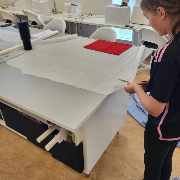 f3605cf2-4568-41fa-957a-e108b99620ae