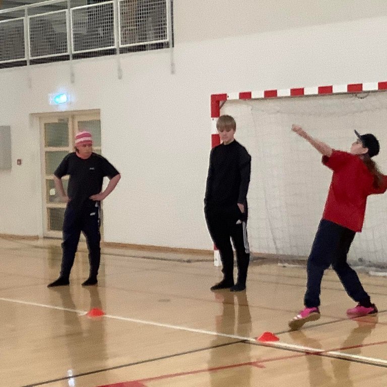 253704627_239518434838062_8834575153966185558_n