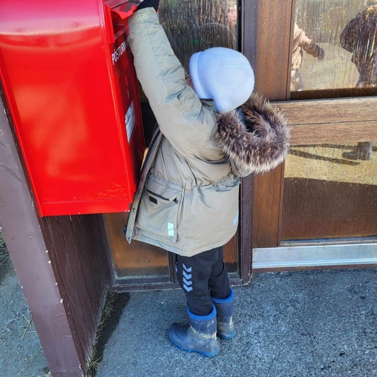 48f7af90-e6b6-4fbc-a3d9-f259d05f57c0