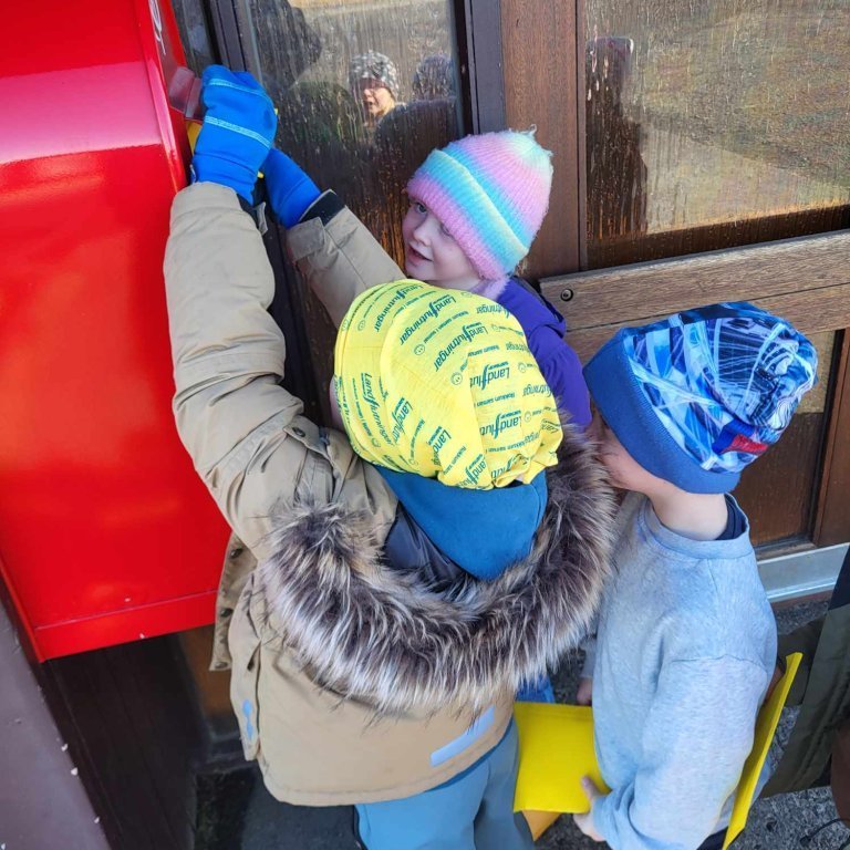 9ceb790b-ff84-4b68-916f-21267285aeb3