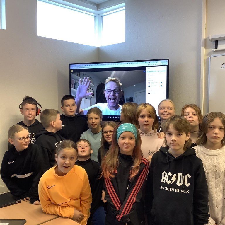 378097701_206311328946502_5443640136638347514_n