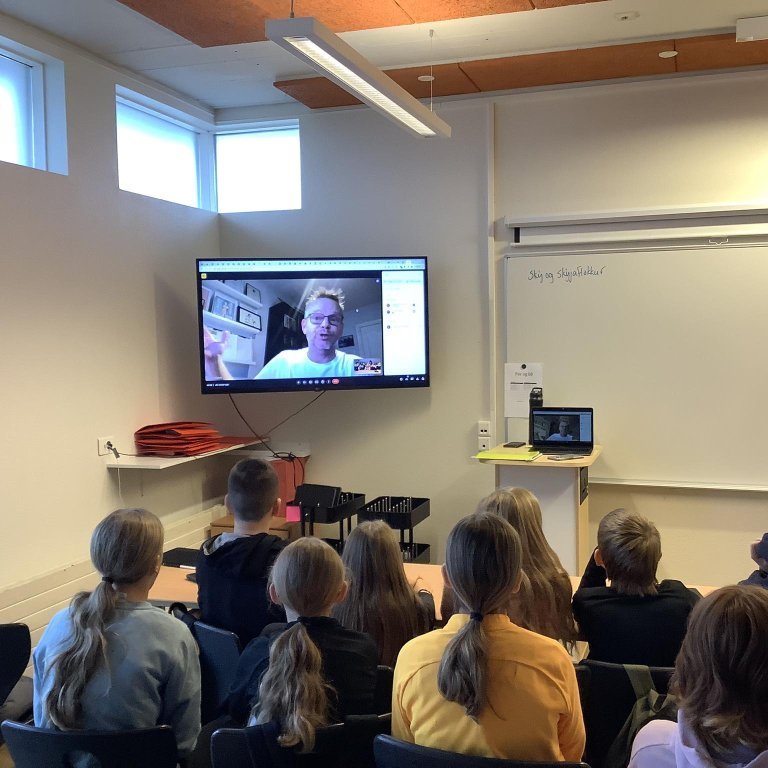 379390098_1892370144493892_7083929608383502609_n