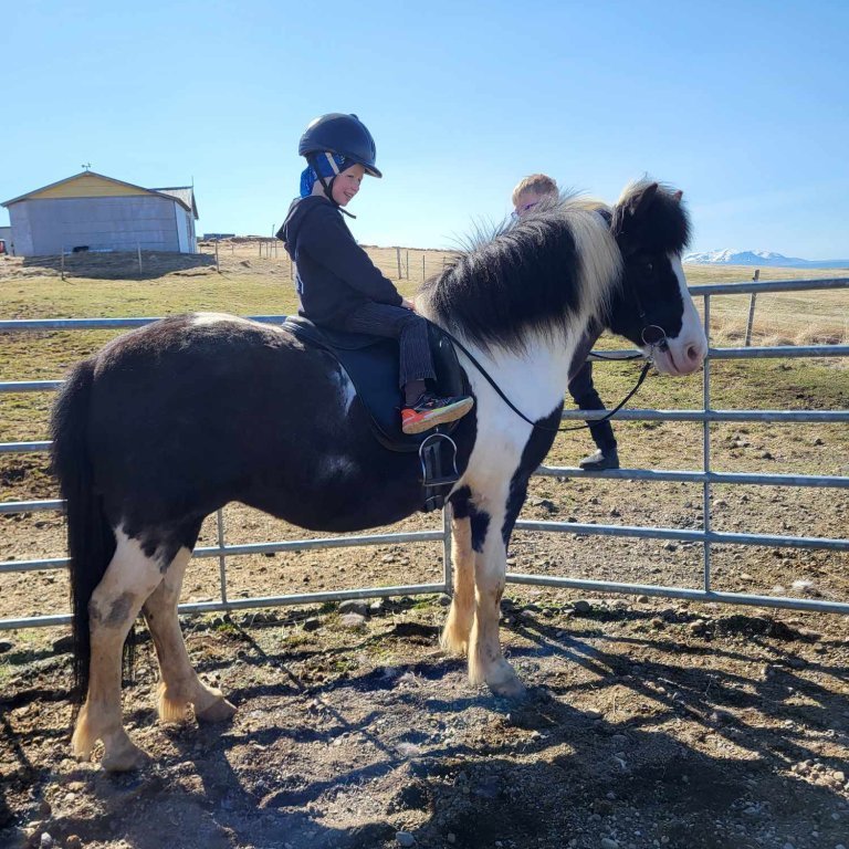 cb48ac19-8a9c-4b42-a56c-976b142690e1