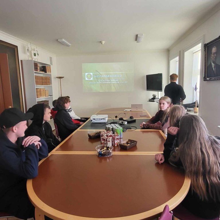 371461063_1228981805160567_6859526041123027949_n