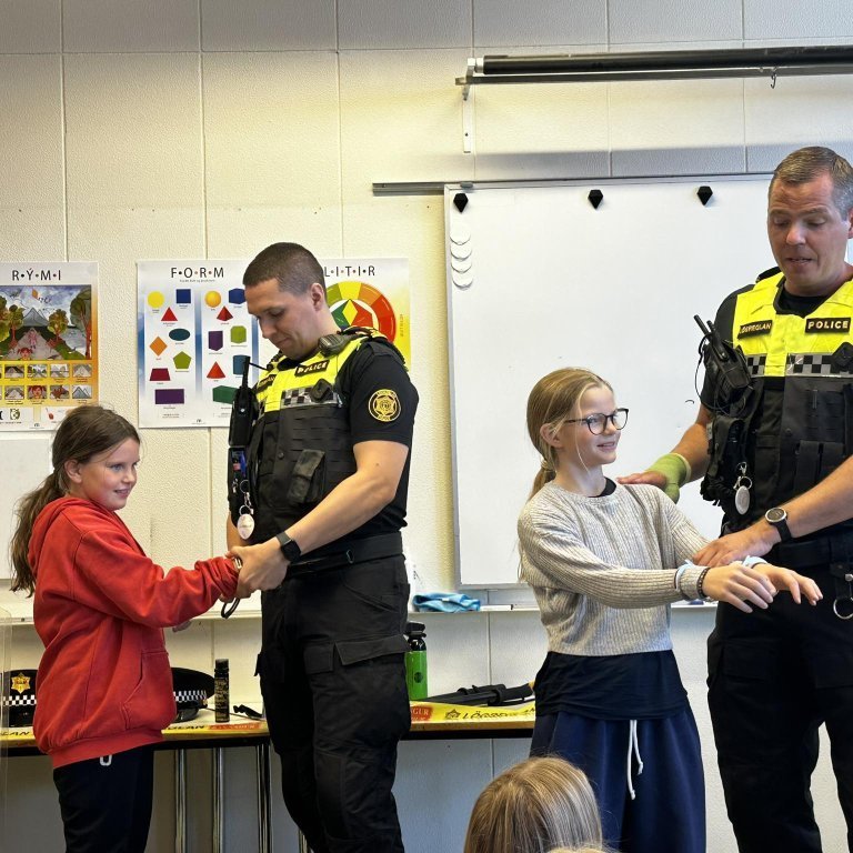 372333573_718425940114444_8080210182224729803_n-1