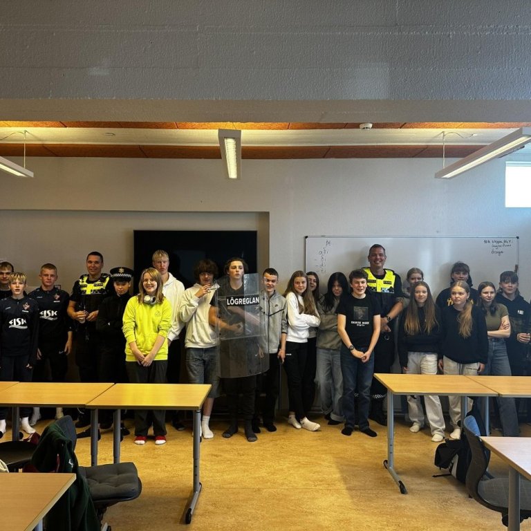 376431208_878739957003955_2758424871708742091_n-1