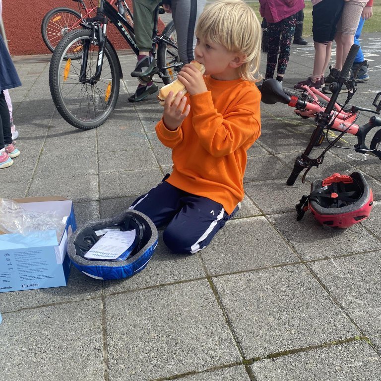 344532287_1255551515331528_8719097700330236924_n