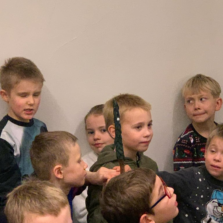 02f7044c-cfe3-41f8-bc0c-41c1ae706f81