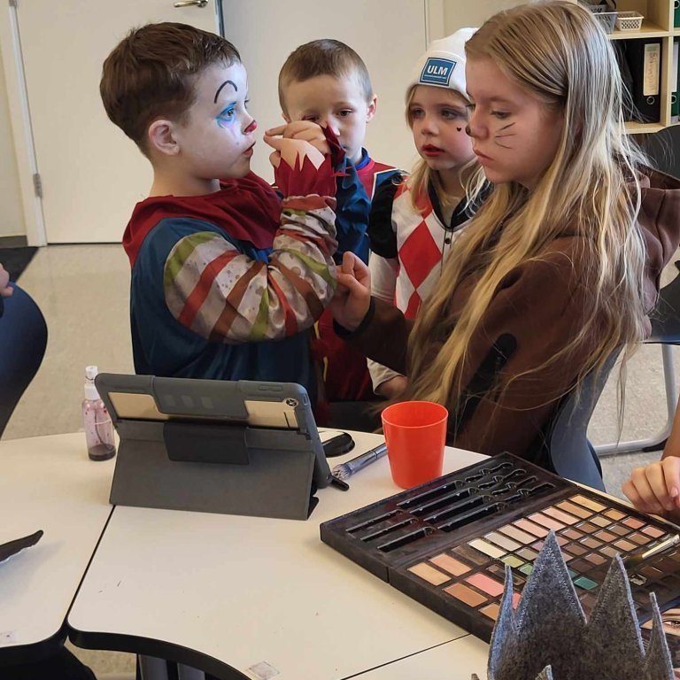 367329161_1287749065262947_8616589417887354607_n