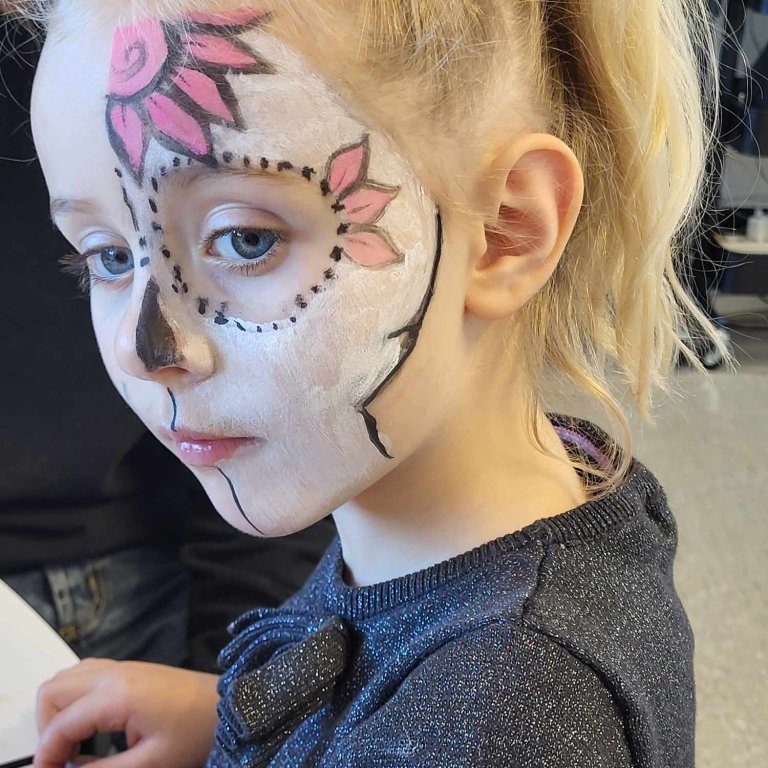 370101343_908288040858525_1957020870826372735_n