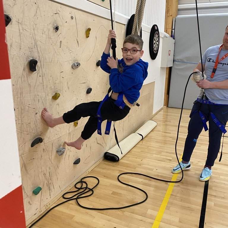 50a3b371-f7ea-47bb-a734-5aa696bcb1c2