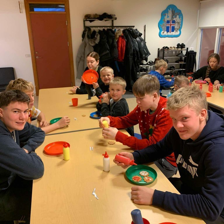 32211d58-41c4-4dc1-abe5-b81a9e17ac6b