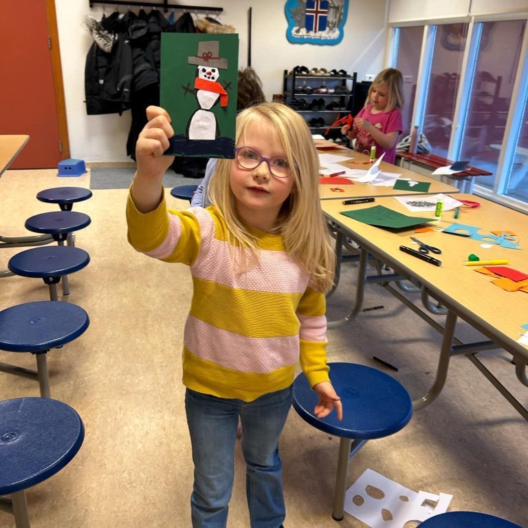 4ac541aa-6d4e-43a7-ac82-c84d3f68ebb3