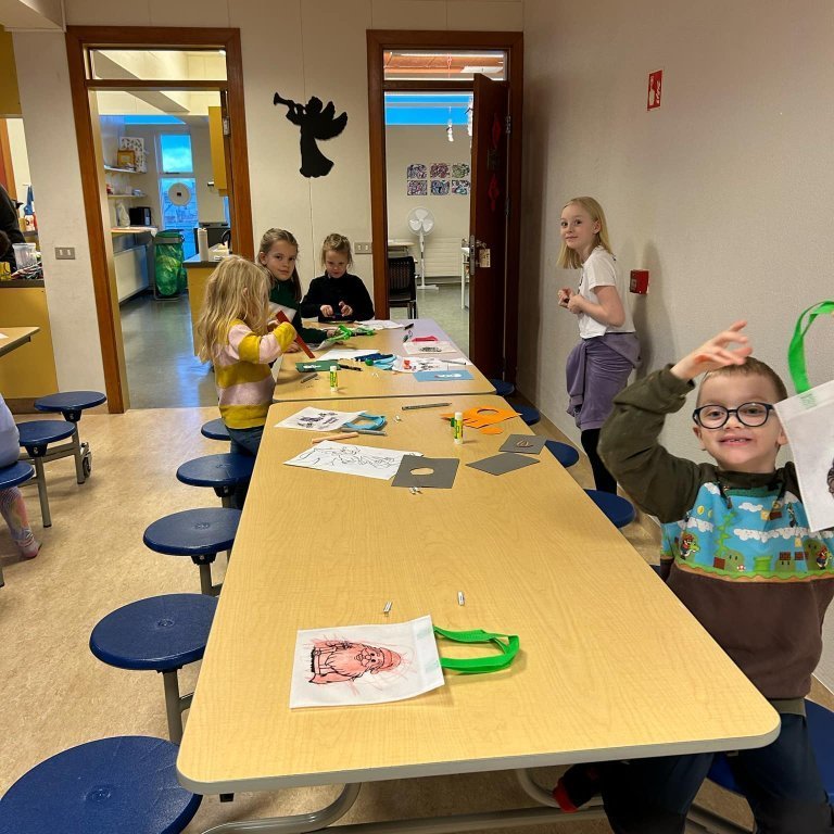 a15a4fc6-c435-4ad8-89e0-b74e351bd935