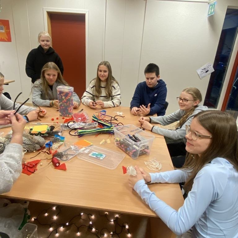 c4b5c763-4a81-4443-888d-7be6ee987696