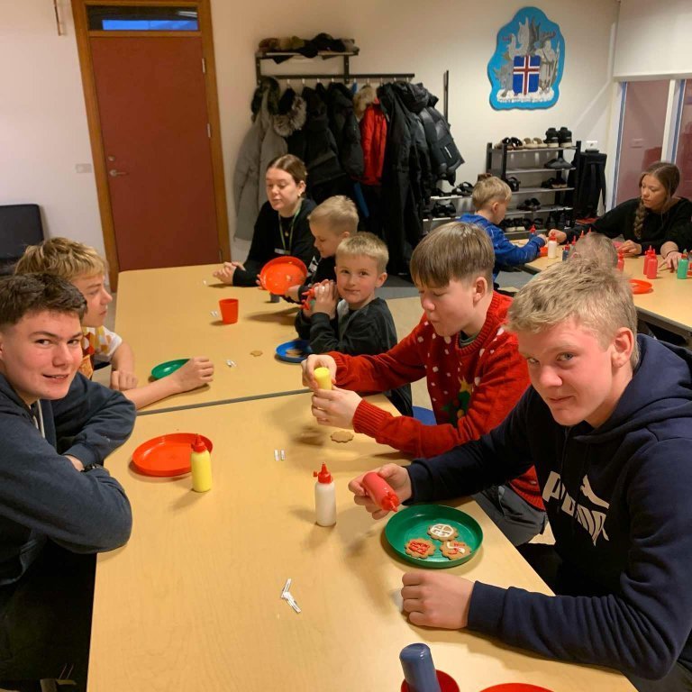 ca2d1aae-1200-4e1b-9cdc-94aea33cfcc0