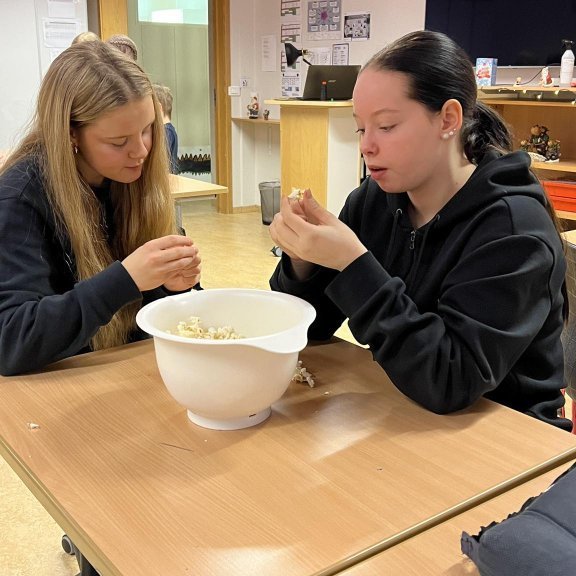 376436540_1449256549353407_8138131674137140806_n