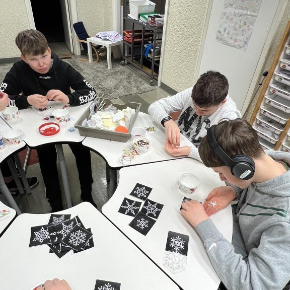 384862080_1070783720629595_912637008312738520_n