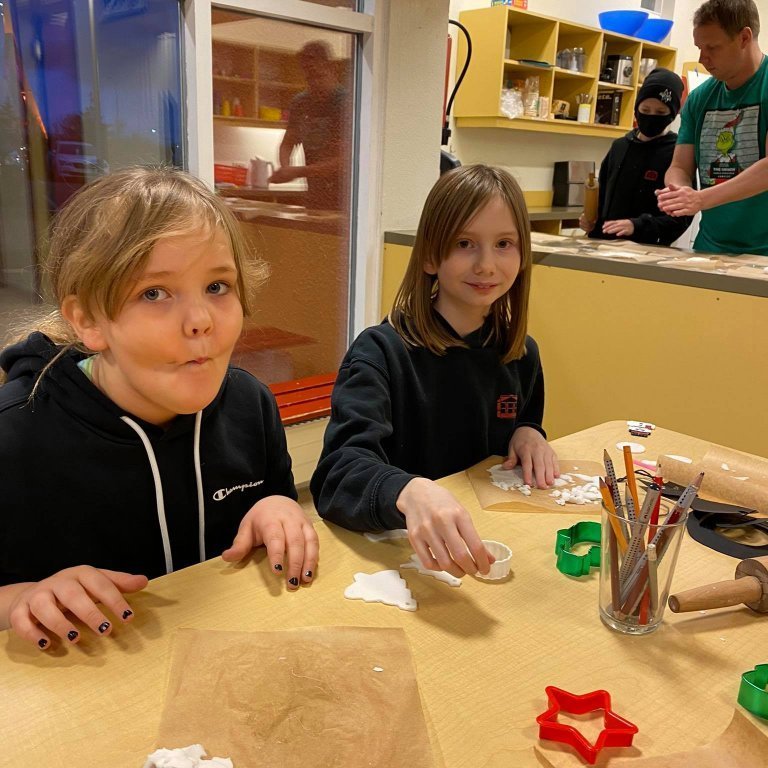 131466909_211287247260353_8292062033189682029_n