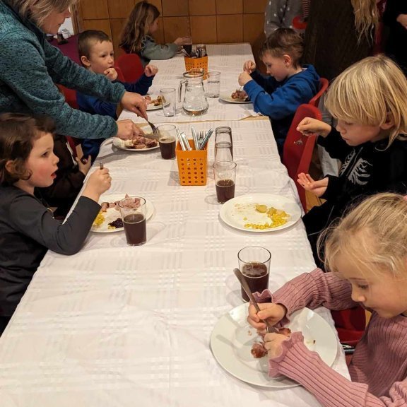 385541677_371431955405106_3470426527539662704_n