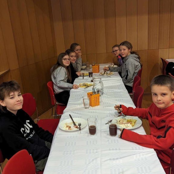 398373494_900041127948789_7233963993745377964_n