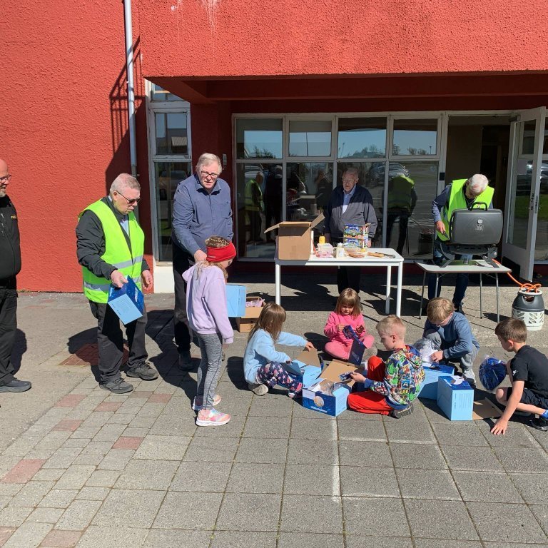 f2d5cbad-3aa3-47ba-a755-642cd3d71eab