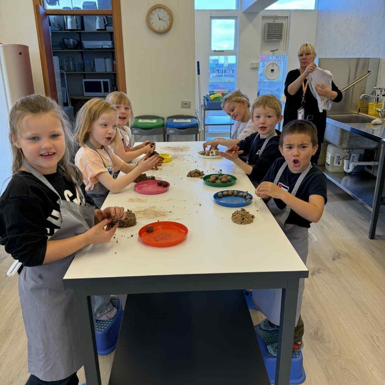 33ffab19-70cc-4fd3-b770-869b40878ada