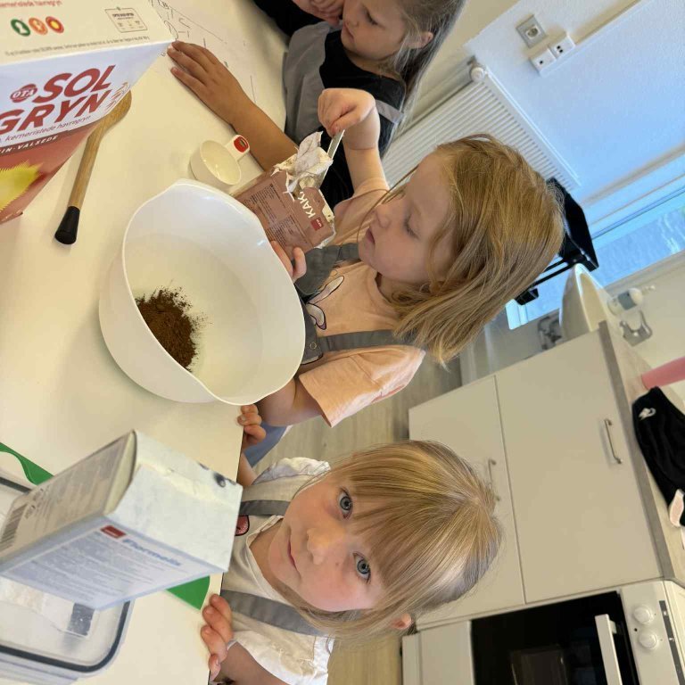 e3ea5e37-a54e-4813-9de1-ce16aceb72c4-1