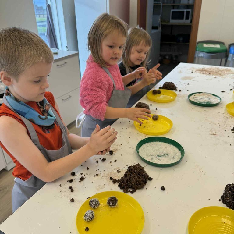 d84dad60-f8c6-40b3-be1f-3dd561acd3a8