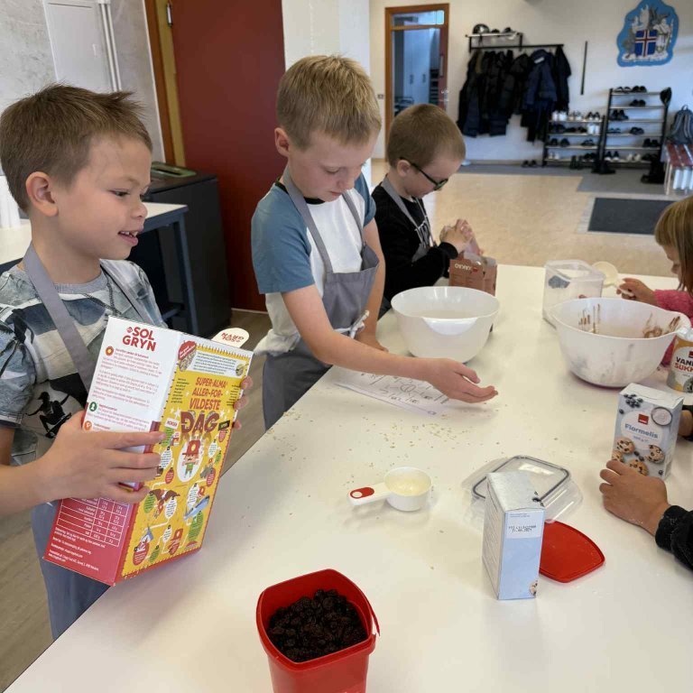 f80e4e3d-ebe4-4f22-9fc2-e6369e3416a0