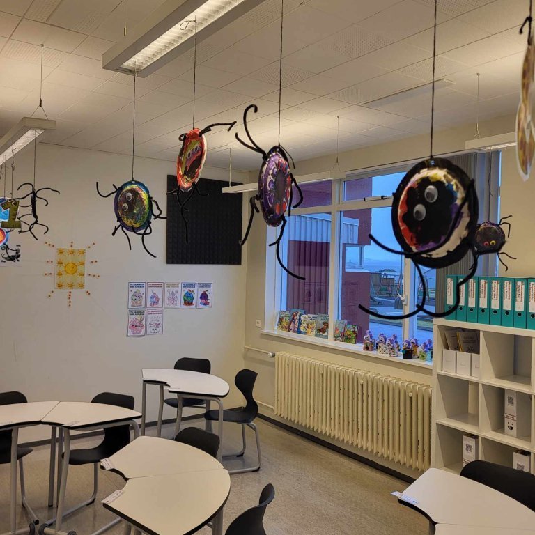 393711117_282846368043582_5700272929217353652_n