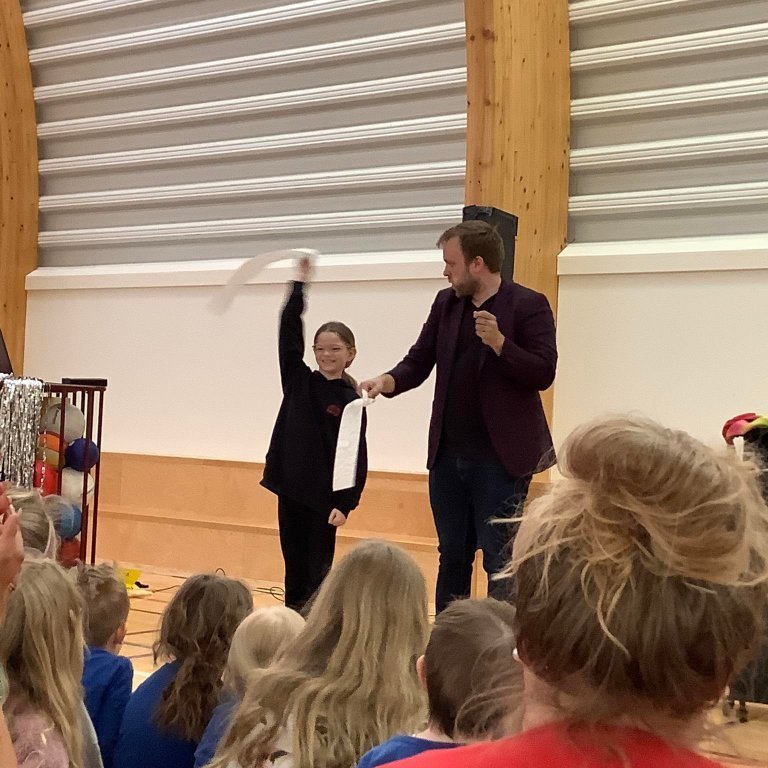 279924480_417934703508386_5807159649488660564_n