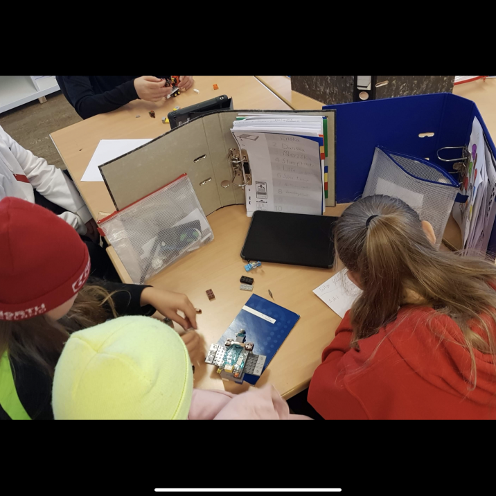 cfd951fd-8bf9-49d5-ba78-556e5bd3453b