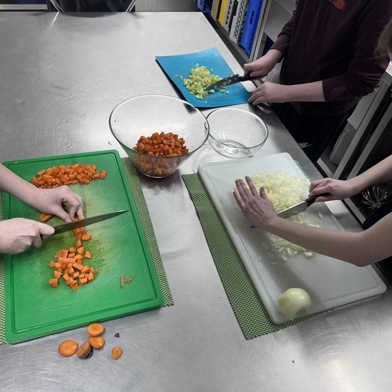 403907196_3476530872600952_1927491749572248225_n