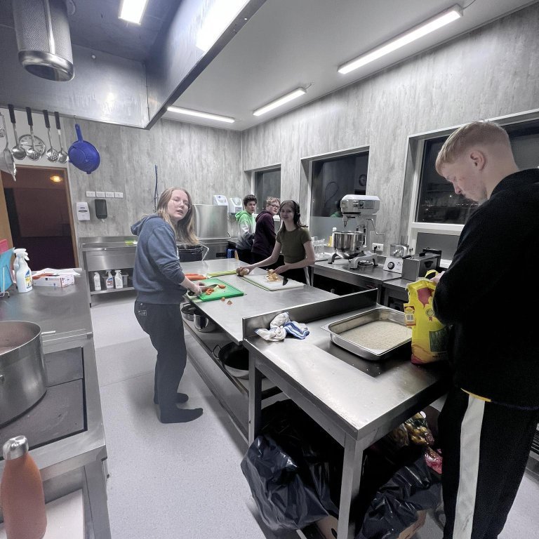 404093160_1498704107578457_434741739814422544_n