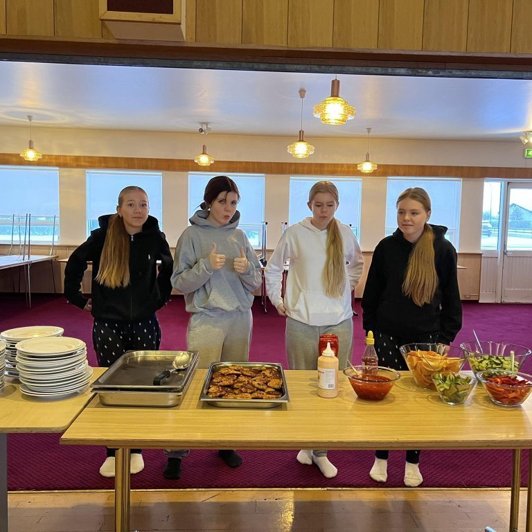 404150906_1766679233757358_8415000097756302021_n