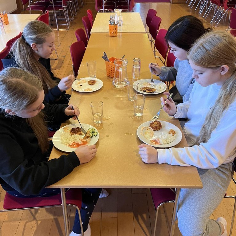 404756080_1056973312292610_9125469218450117372_n