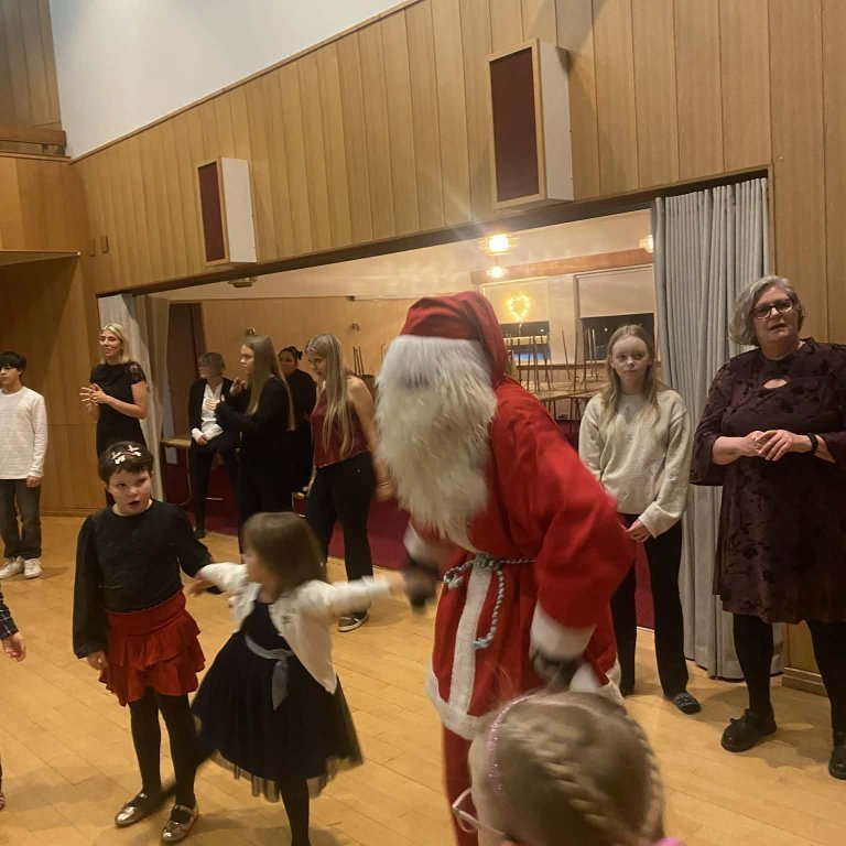 e1f16e0a-17d4-42ba-a02b-9dd3e478ac8f