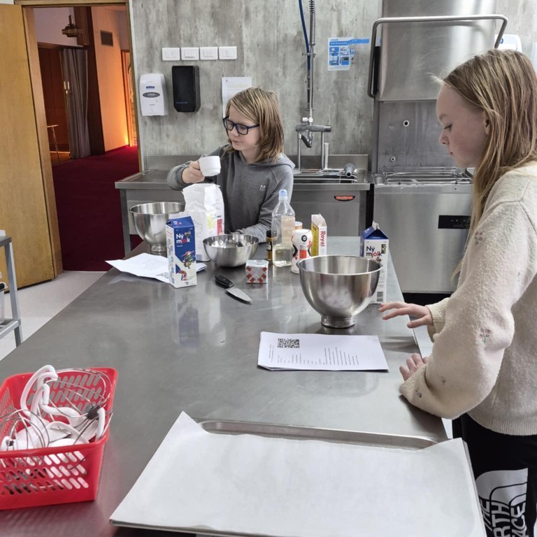 b070f411-9795-424c-9869-6e0c34e41b02