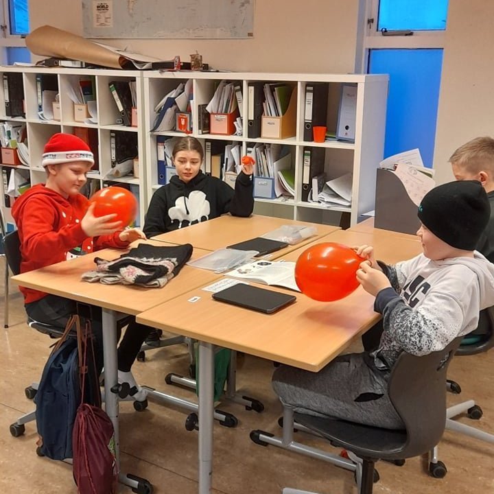 131114935_731700934394603_712401671636947823_n